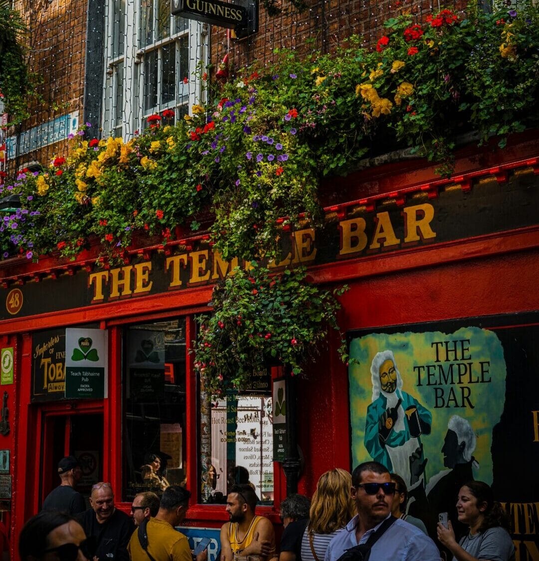 The Temple Bar Pub Live Earthcams | Blog | The Temple Bar Pub